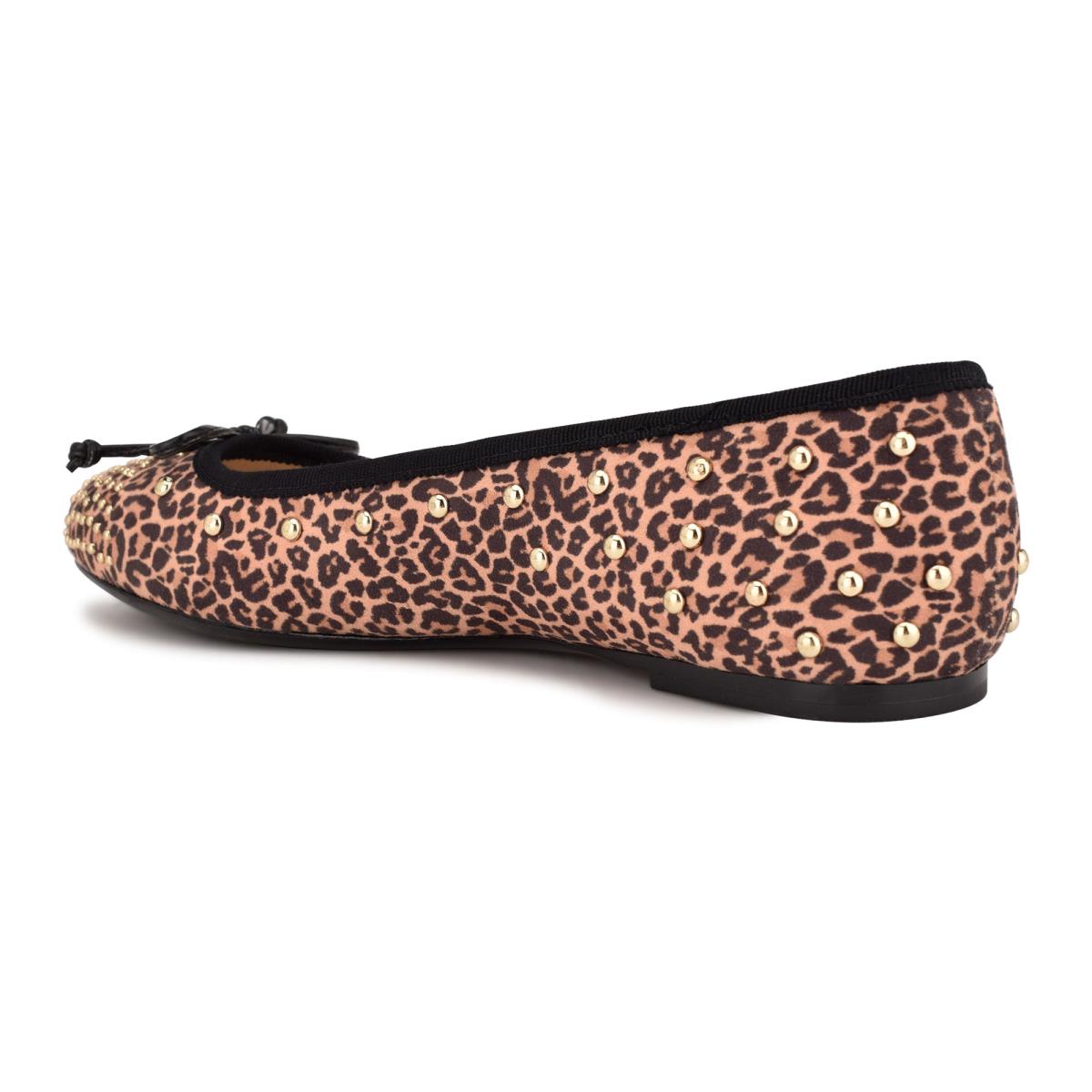 Nine West Curvy Studded Ballet Ballerina Leopard Bruin | 3597TYKCN