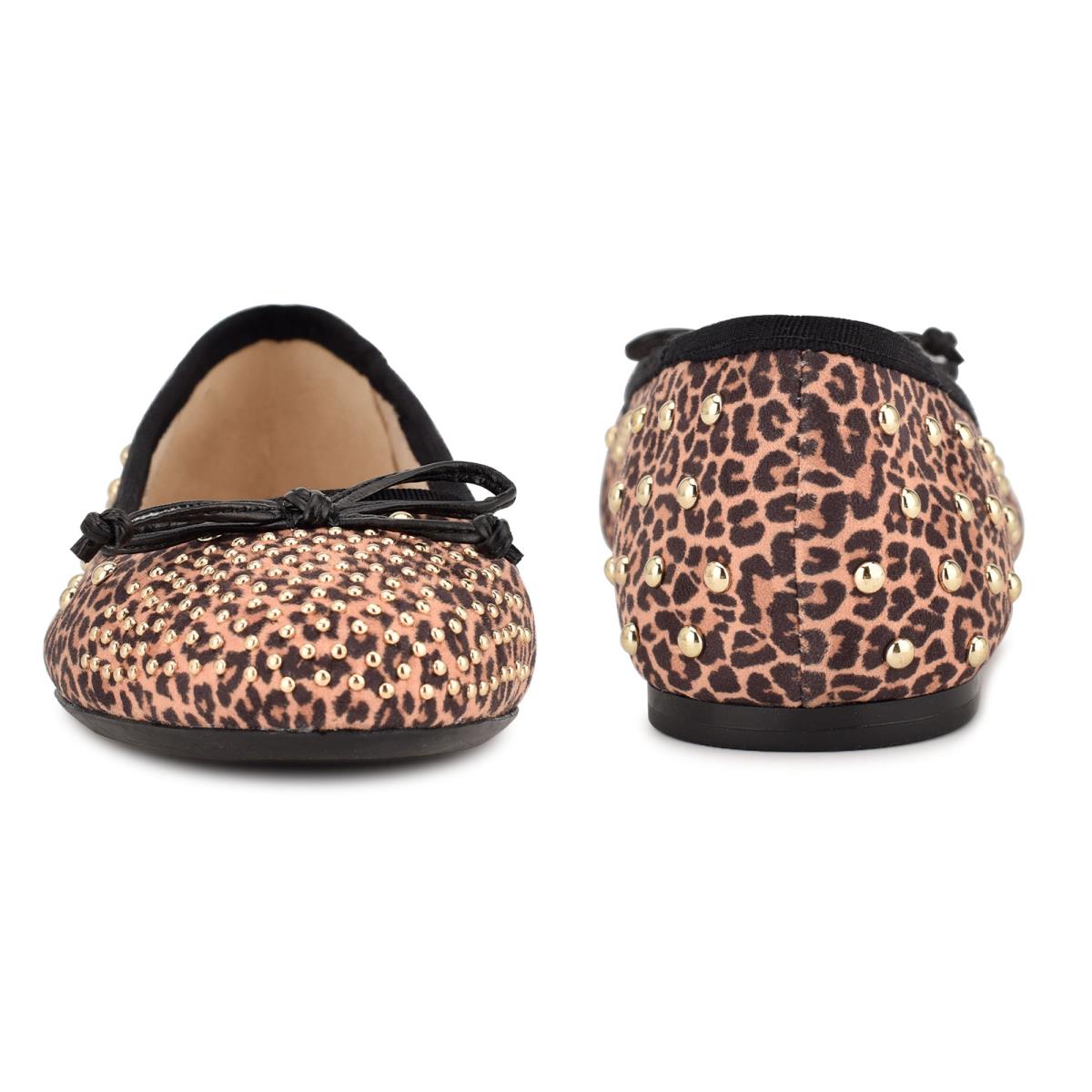 Nine West Curvy Studded Ballet Ballerina Leopard Bruin | 3597TYKCN